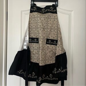 NWT Disney Parks Homestead Collection Apron